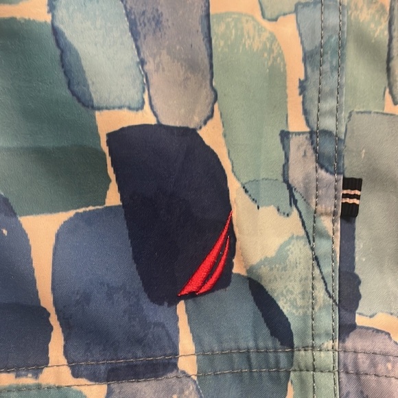 NAUTICA mens swimwear trunks water colors blue 3 functional pockets : netting Lg - Picture 4 of 12